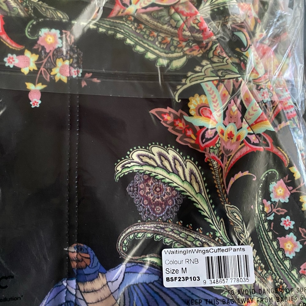 Blackmilk “WAITING IN THE WINGS VELVET BISHOP LONGLINE DRESS” Size Medium M NWT - Picture 14 of 16